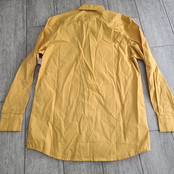 Harry Potter Hufflepuff Universal Studios Men’s Button-Up Shirt Yellow XS NEW - Picture 12 of 12